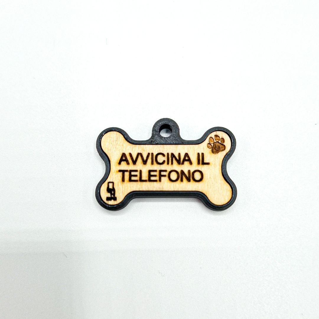 Medaglietta NFC Cane con Profilo Digitale – Osso ALI – Nero – Base